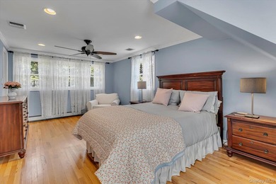 Beautifully updated 4-bedroom, 4-full-bath Expanded Split set on - photo 13