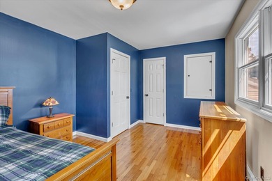 Beautifully updated 4-bedroom, 4-full-bath Expanded Split set on - photo 17