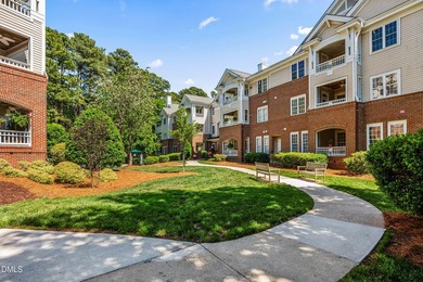 Fantastic opportunity to live within walking distance to - photo 2