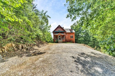The ultimate private retreat surrounded by 10 wooded acres in - photo 45