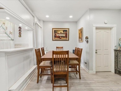 Beautiful Colonial featuring 4 bedrooms and 3 bathrooms - photo 8