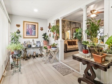 Beautiful Colonial featuring 4 bedrooms and 3 bathrooms - photo 10