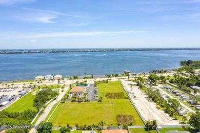 Unique Opportunity to Own Prime Commercial Real Estate in - photo 2