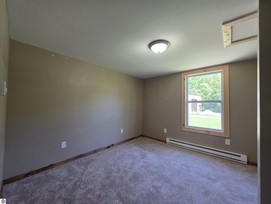 Located just minutes from Hale and right near beautiful Long - photo 12
