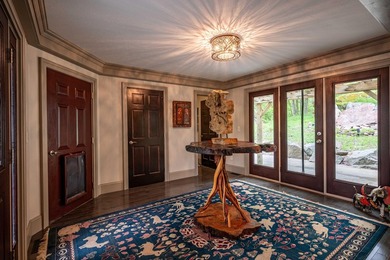 Welcome to Cathedral Rock, a one-of-a-kind lakefront retreat set - photo 15