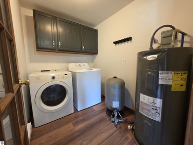 Located just minutes from Hale and right near beautiful Long - photo 17