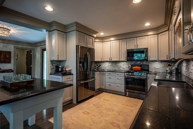 Welcome to Cathedral Rock, a one-of-a-kind lakefront retreat set - photo 18