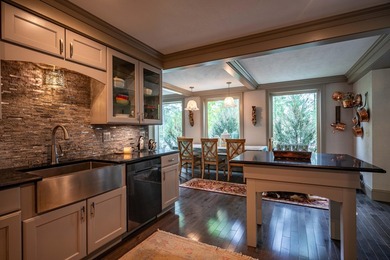 Welcome to Cathedral Rock, a one-of-a-kind lakefront retreat set - photo 20