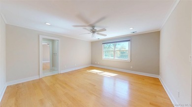 Framed by sweeping pond views and surrounded by over 2 private - photo 28