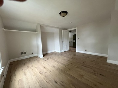 Remodeled Duplex looking for its new owner, Upper unit features - photo 7