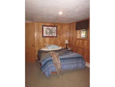Charming 3 bedroom, 2 bath house with lots of space, right - photo 12