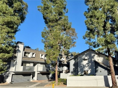NEWLY REFRESHED END-UNIT IN LOMITA PINES | LIGHT, BRIGHT & - photo 17