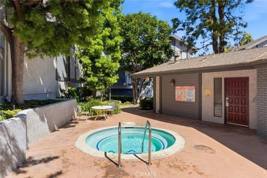 NEWLY REFRESHED END-UNIT IN LOMITA PINES | LIGHT, BRIGHT & - photo 20