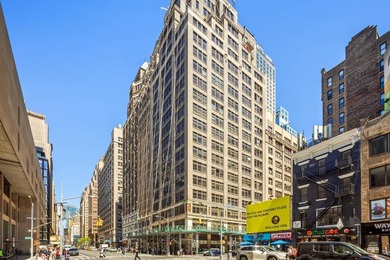 For auction is the entire 4th Floor (Units 4A and 4B) of 305 7th - photo 2