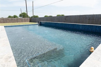 Welcome to 100 Lone Oak in Portland, Texas - a beautifully - photo 23