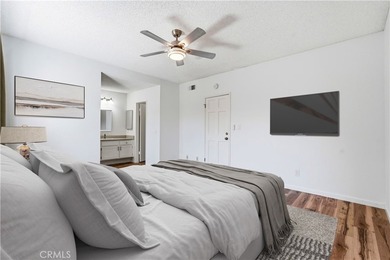 NEWLY REFRESHED END-UNIT IN LOMITA PINES | LIGHT, BRIGHT & - photo 26