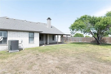 Welcome to 100 Lone Oak in Portland, Texas - a beautifully - photo 29