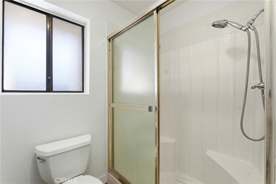 NEWLY REFRESHED END-UNIT IN LOMITA PINES | LIGHT, BRIGHT & - photo 33