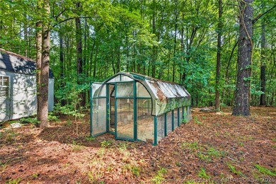 Calling all outdoor enthusiasts, hunters, or anyone seeking - photo 8