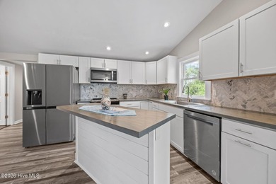 Want to be within minutes of downtown Beaufort, then this is for - photo 3
