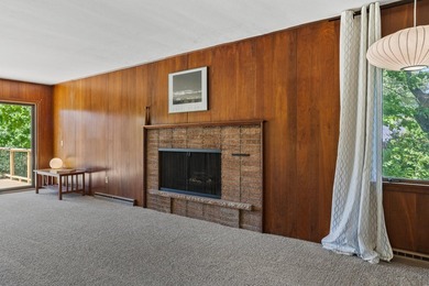 Mid Century sprawling home offers so many spaces to entertain - photo 3