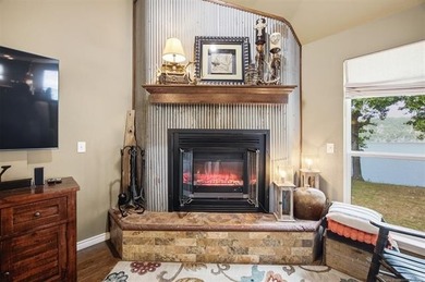 Charming 3-Bedroom, 2-Bath Lakefront Home with Hot Tub. Enjoy - photo 14