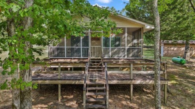 Charming 1 bed/1 bath updated cottage on Smith Lake, move-in - photo 17