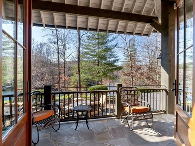 Nestled at the end of a quiet cul-de-sac in The Cliffs at Keowee - photo 26