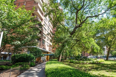 East River Home Sale Pending in New York (Manhattan) New York