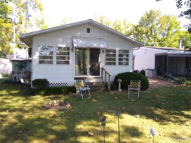 Lake Home For Sale in Sparta, Illinois