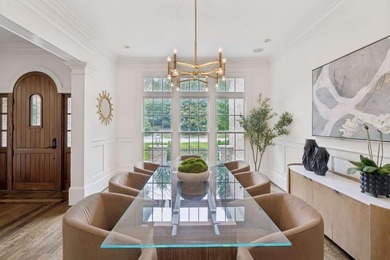 Welcome to this Exceptional Custom Estate nestled in the heart - photo 13