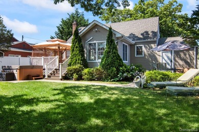 Stunning 4-BR, 2-Bath expanded Cape in the heart of Massapequa - photo 25