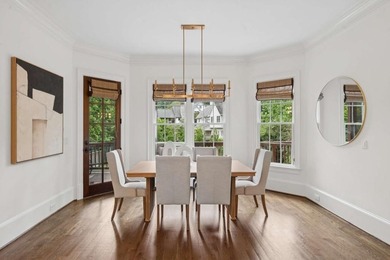Welcome to this Exceptional Custom Estate nestled in the heart - photo 26