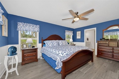 CALLING ALL FLORIDIANS! With just over 2400 square feet under - photo 28