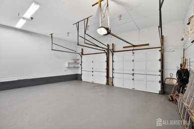 Custom built 5-bedroom Center Hall Colonial in one of East - photo 20