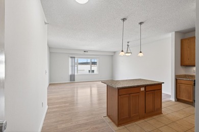 Beautifully updated condo in the heart of the highly - photo 27