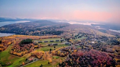 Whether you are looking for a peaceful getaway or a place to - photo 29