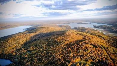 Whether you are looking for a peaceful getaway or a place to - photo 32