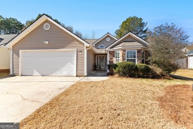 Lake Home For Sale in Newnan, Georgia