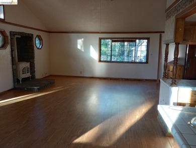 Price Just Reduced!! Discover Unmatched Space and Seclusion on 1 - photo 24