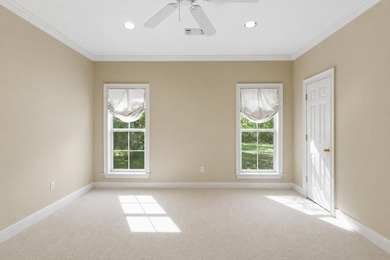 Stunning, custom built home located in a hidden gem of a - photo 31