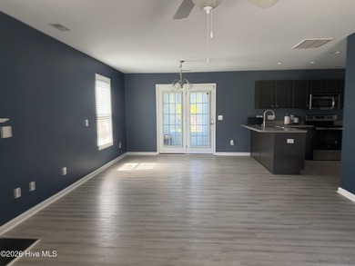 Come check out this 3 bed 2.5 bath home in Park Ridge at West - photo 6