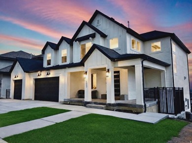 Price just lowered! Motivated sellers! Appraised well above the - photo 1