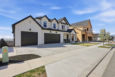 Price just lowered! Motivated sellers! Appraised well above the - photo 7