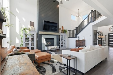 Price just lowered! Motivated sellers! Appraised well above the - photo 10