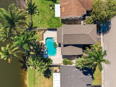 (private lake, pond, coastal) Home For Sale in Davie Florida