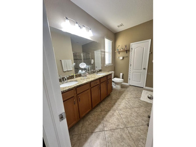 Move in ready and meticulously taken care of 3 bedroom, 2 bath - photo 13