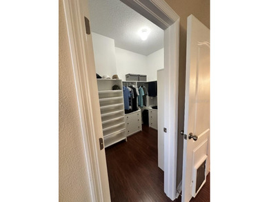 Move in ready and meticulously taken care of 3 bedroom, 2 bath - photo 15