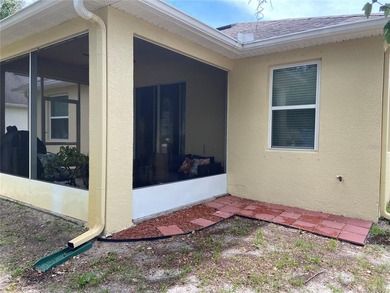 Move in ready and meticulously taken care of 3 bedroom, 2 bath - photo 19