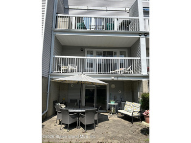 Welcome to this spacious 3-bedroom home offering multiple levels - photo 19